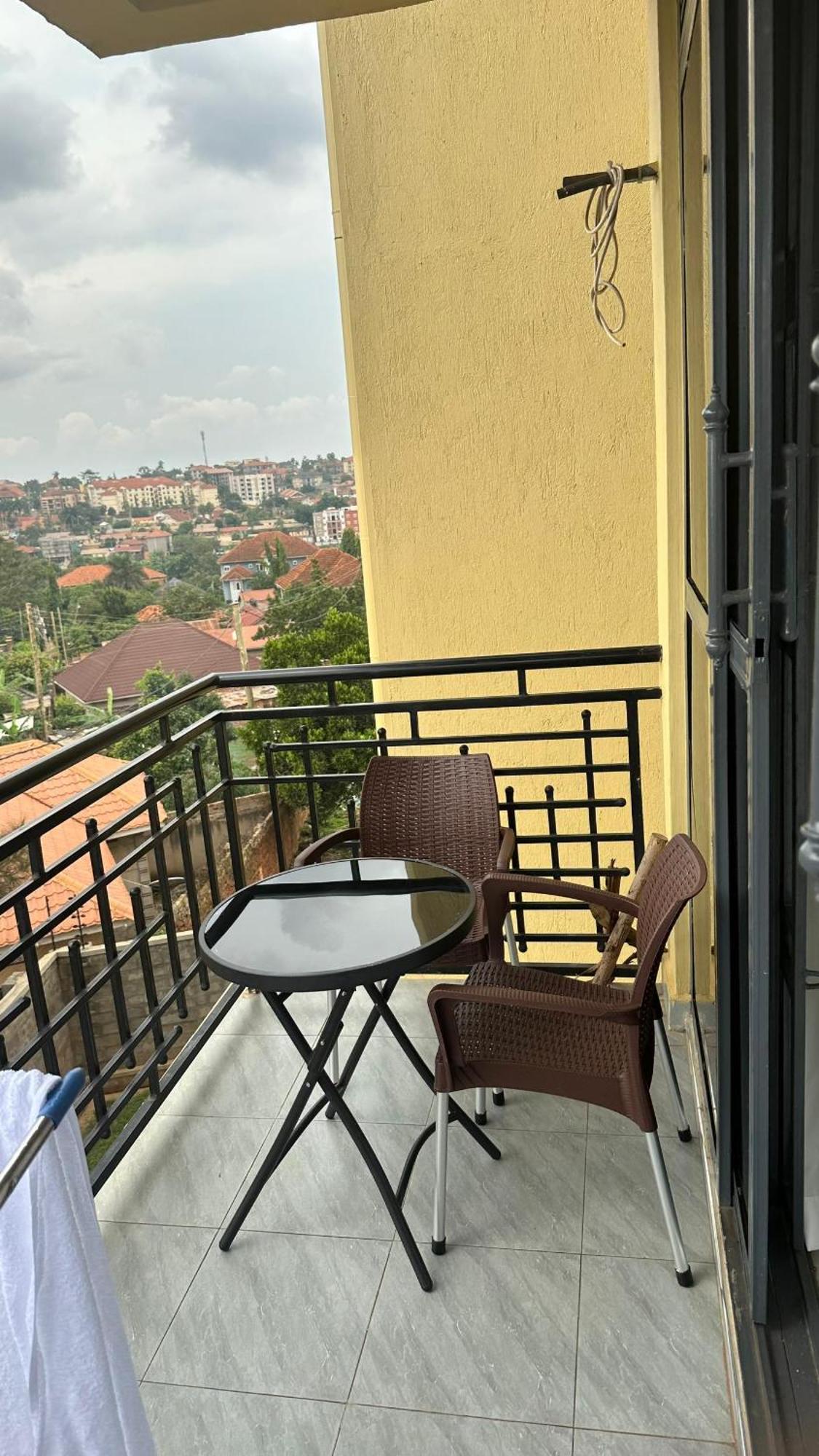 Ruby Homes Kampala Buitenkant foto