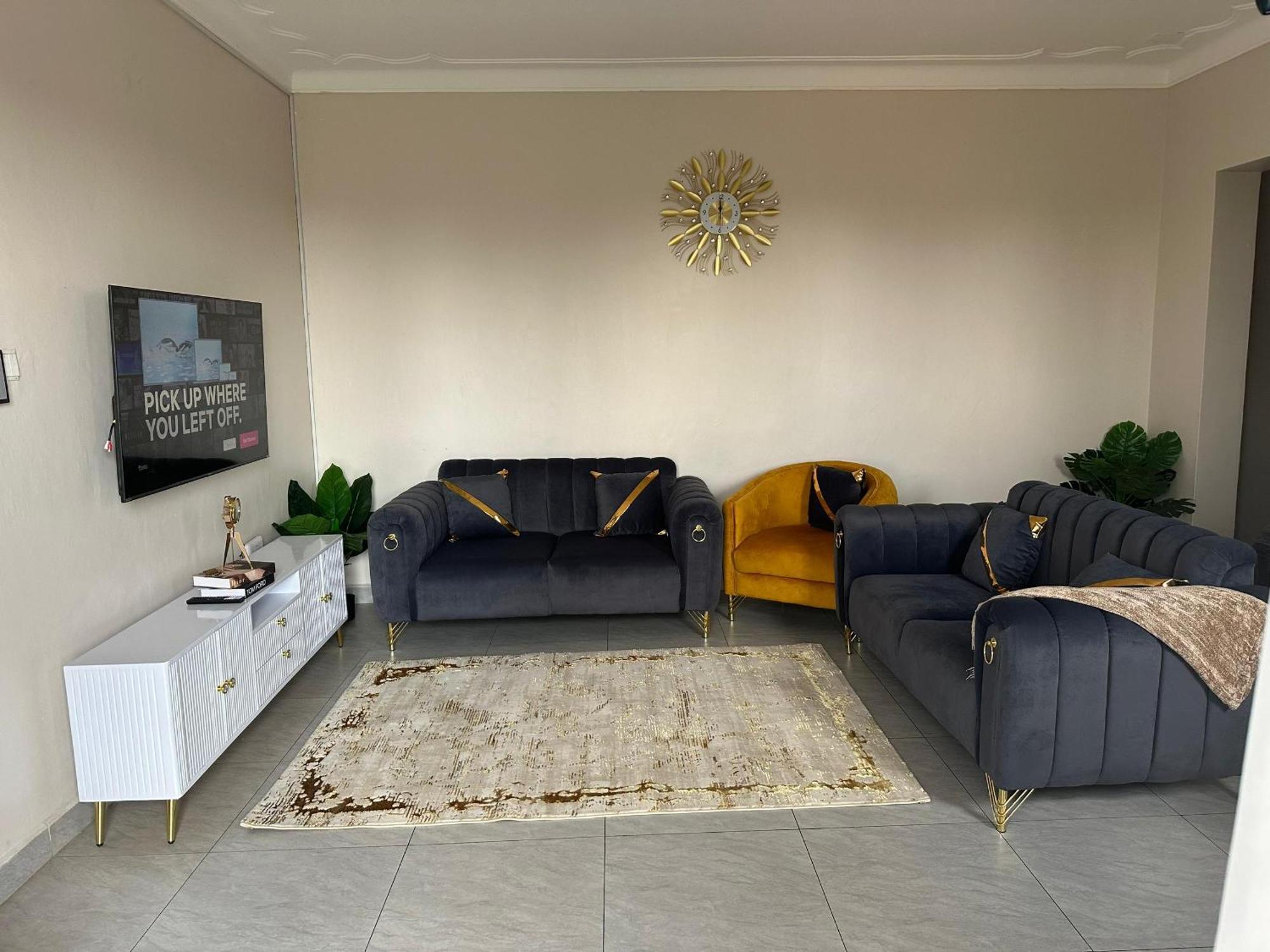 Ruby Homes Kampala Buitenkant foto